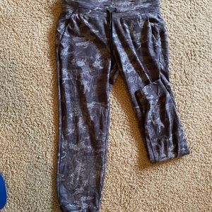 Lululemon ready to rulu pants